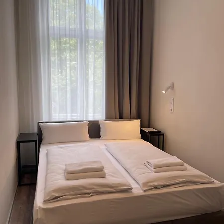 Motel Blue - Minimalist Boutique Hotel Berlin Exterior photo