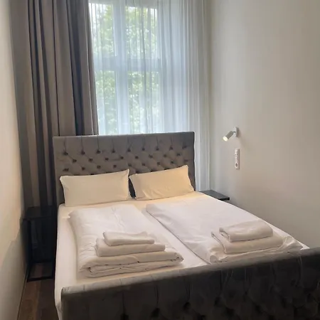 Motel Blue - Minimalist Boutique Hotel Berlin Exterior photo