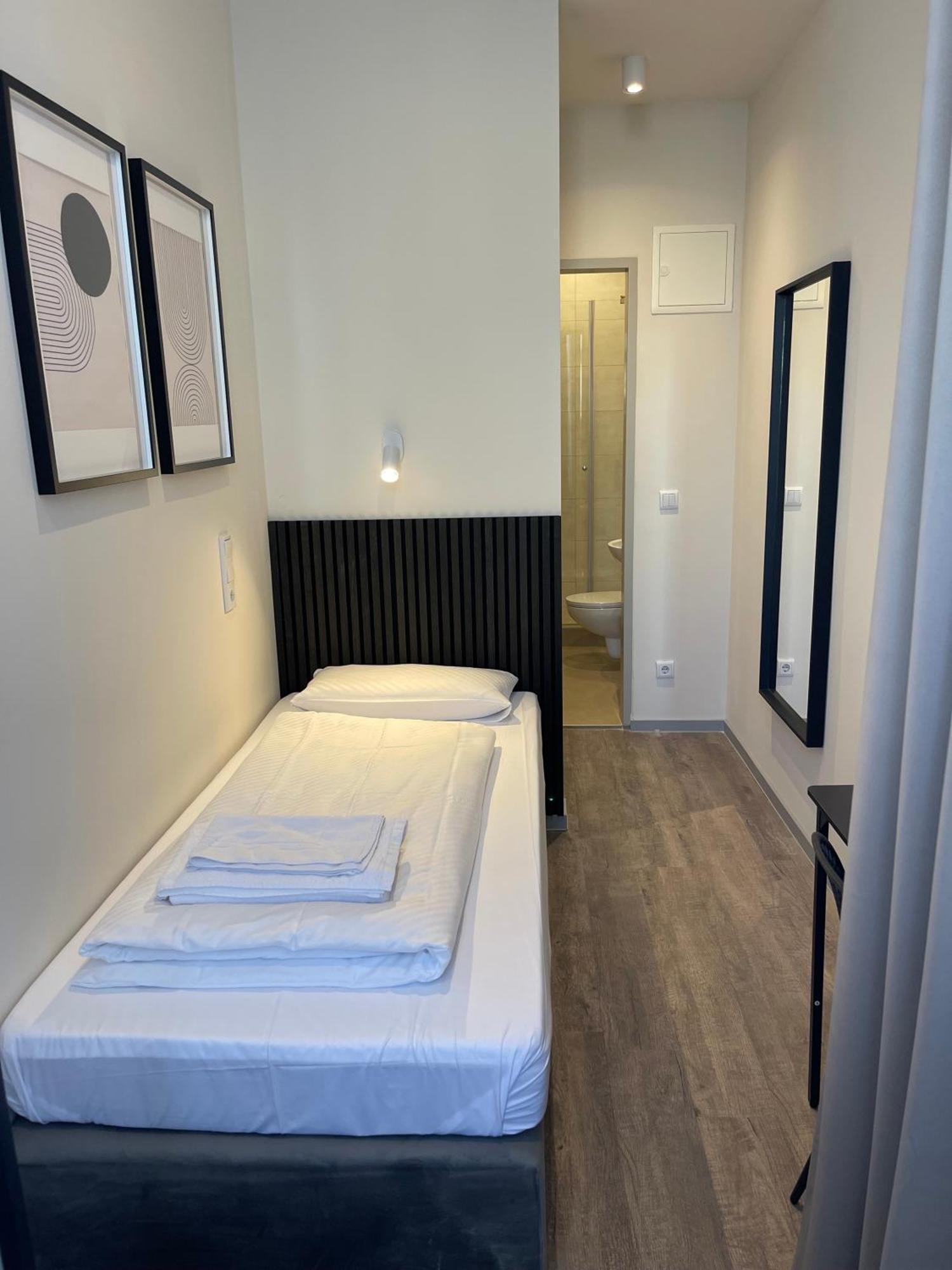 Gasthuis Blue - Minimalist Boutique 2*