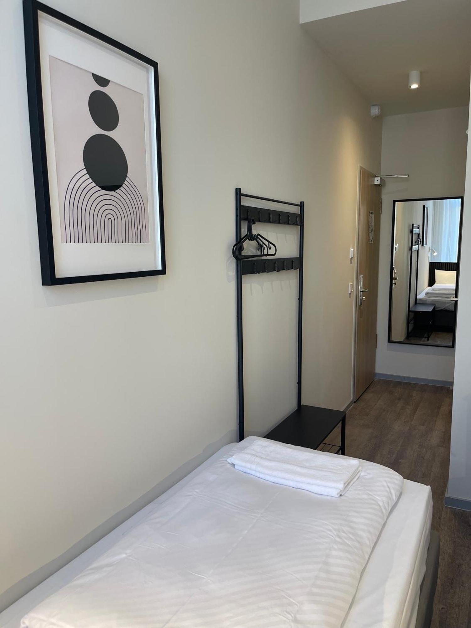 Blue - Minimalist Boutique 2* Berlino